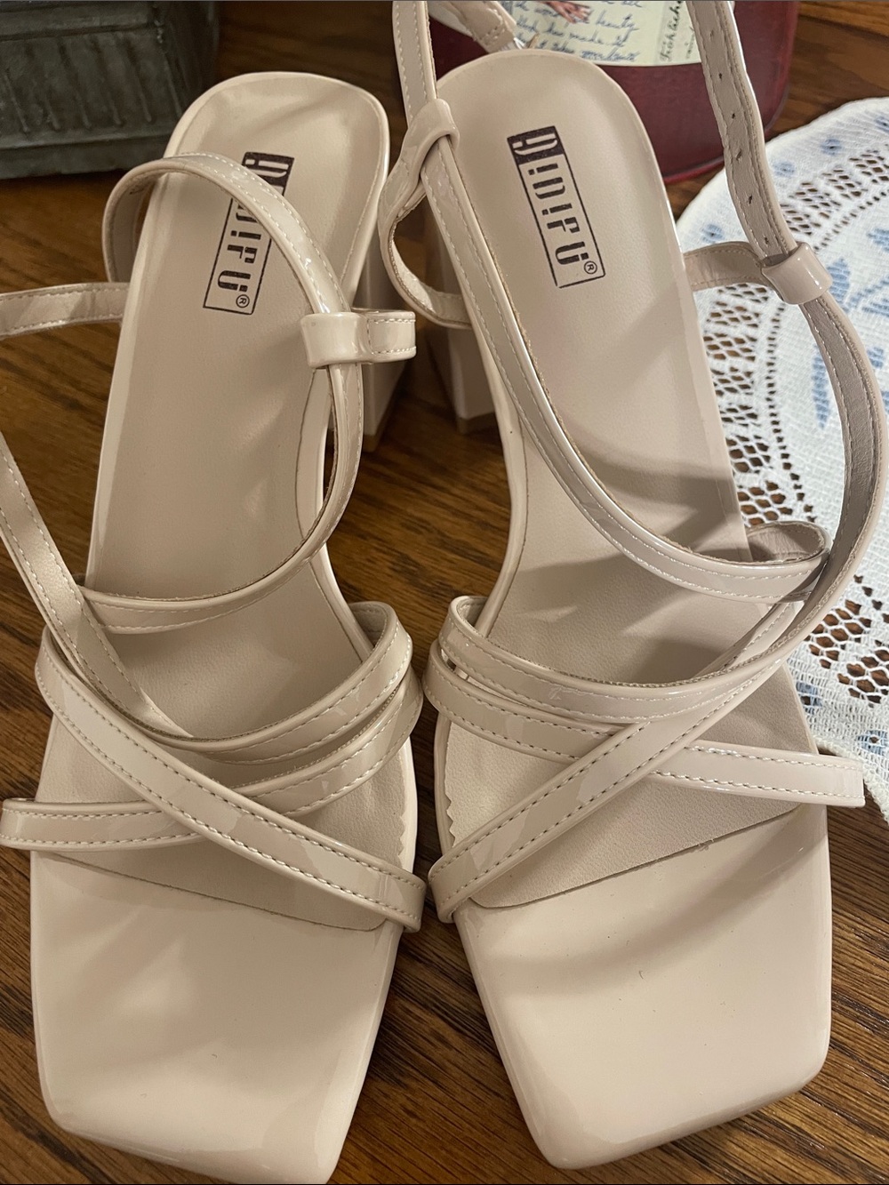 IDIFU Pale Beige Strappy Block Heel Sandals